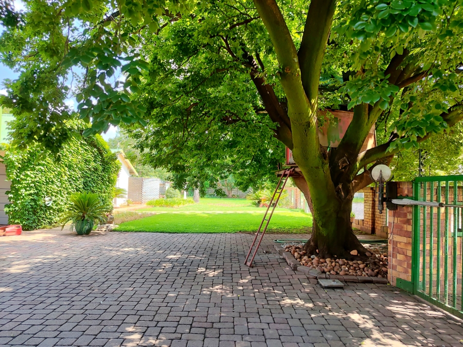 3 Bedroom Property for Sale in Irene Park North West